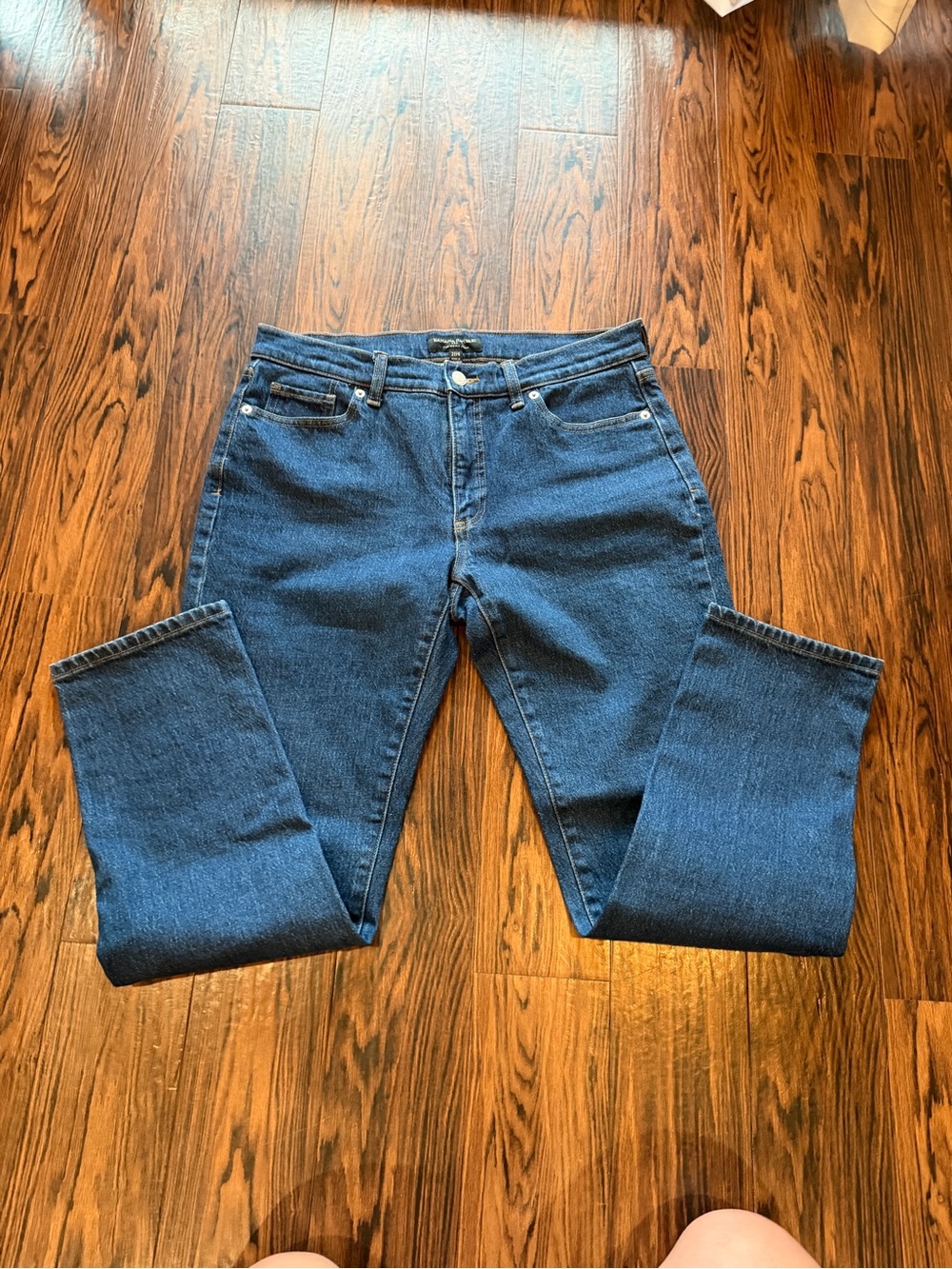 Banana Republic Women's Straight Leg Jeans in Dark Blue Denim